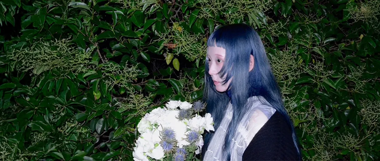 쿠로이와 아스카(黒岩あすか), 빛과 그림자를 노래하는 싱어송라이터 main image